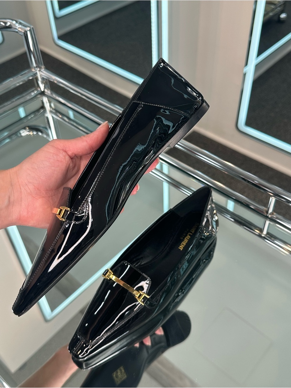 Saint Laurent Flats - Picture 8 of 9